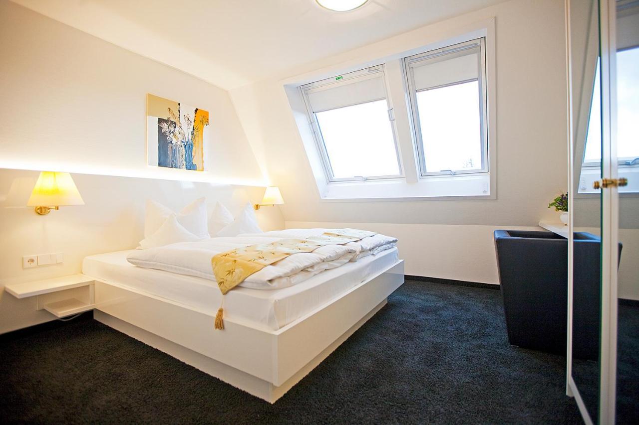 Hotel Krone Ohg Gerlingen Room photo